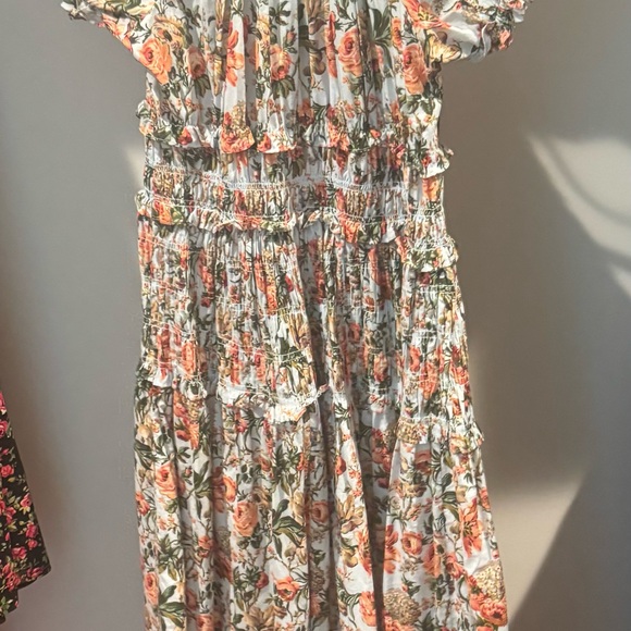 Doen Floral Smocked Midi Dress - Picture 8 of 8